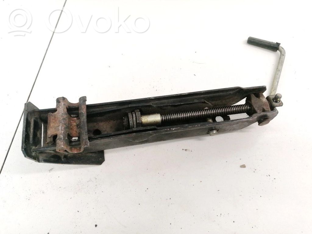 Audi 100 200 5000 C3 Cric di sollevamento 
