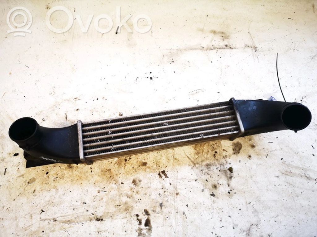 Opel Omega B2 Välijäähdyttimen jäähdytin 