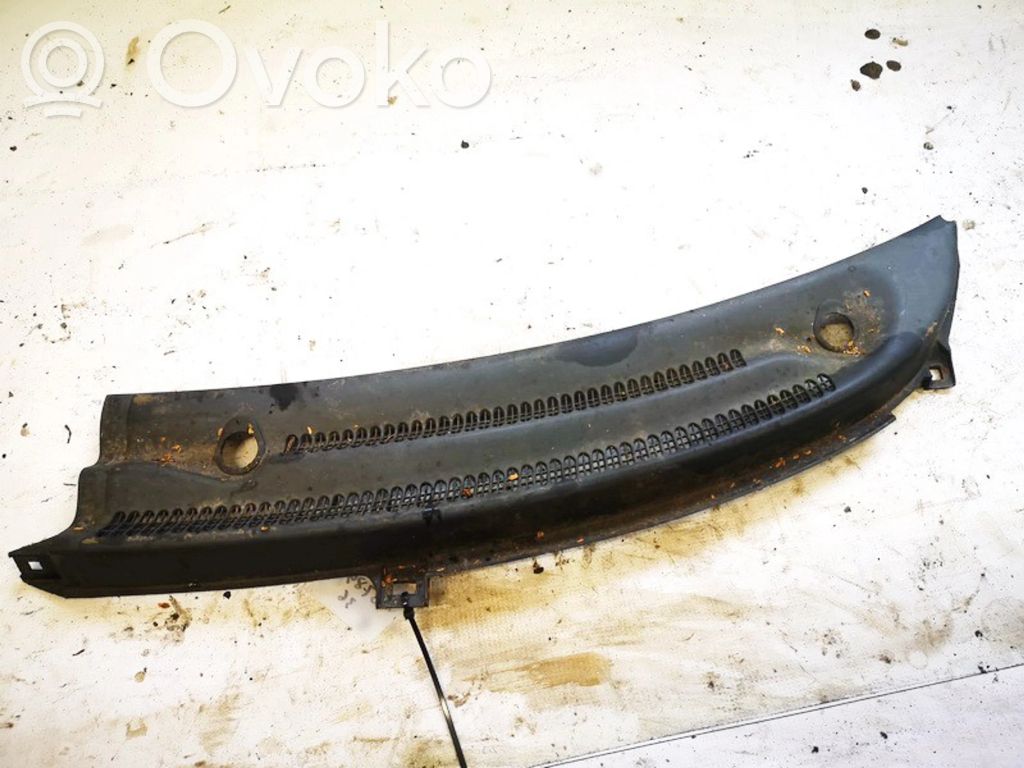 Opel Corsa B Wiper trim 