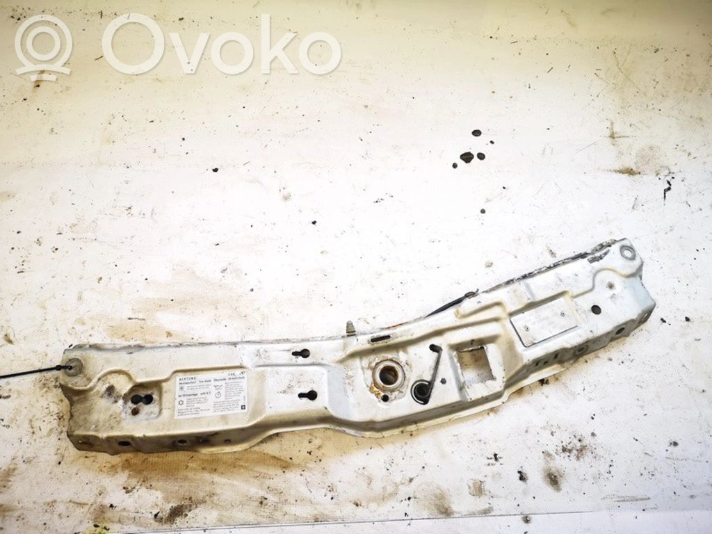 Opel Meriva A Pas przedni 