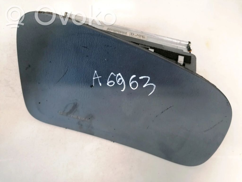 Mazda 323 Passenger airbag 