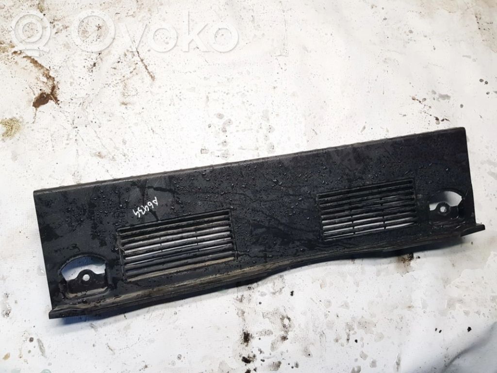 Toyota Avensis T250 Inne elementy wykończenia bagażnika 