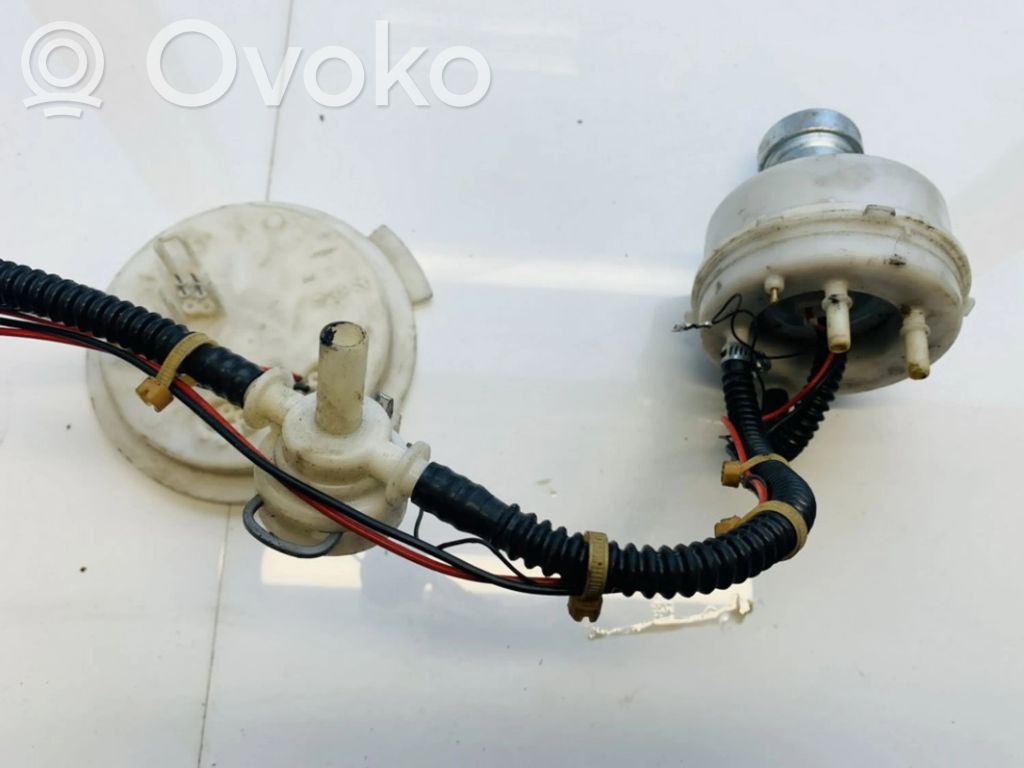 BMW X3 F25 Bomba interna de combustible 