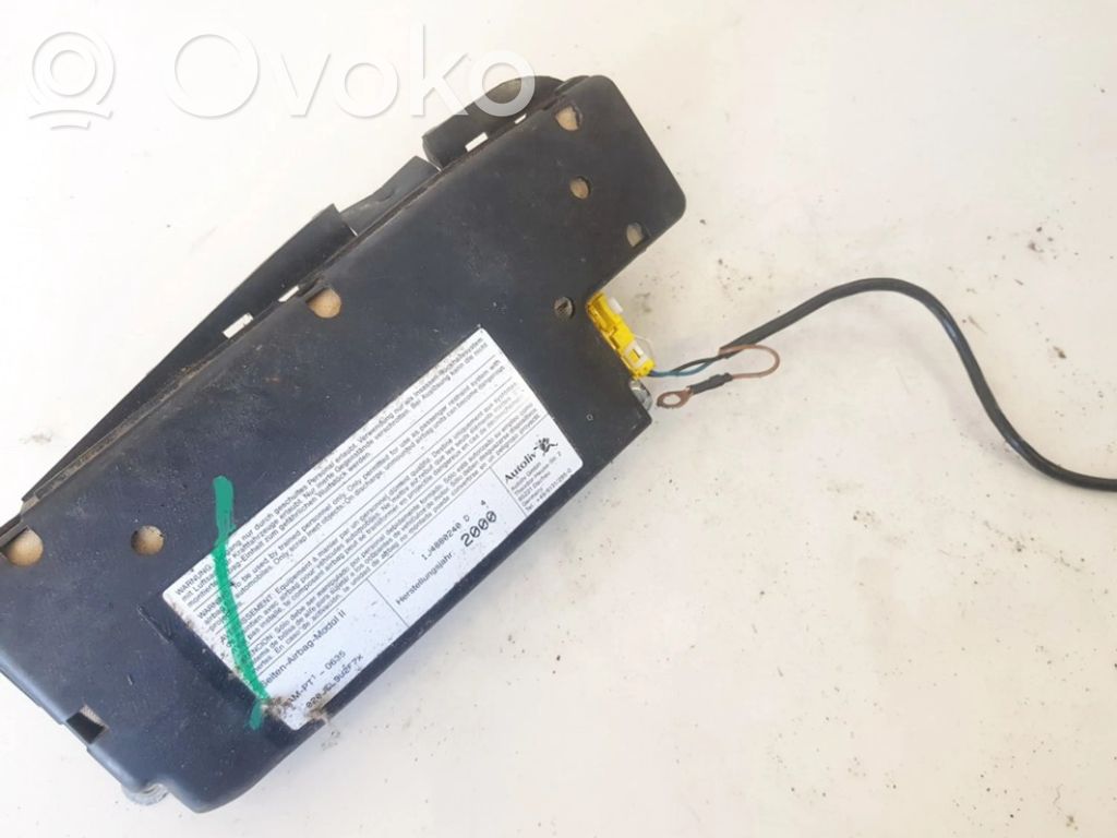 Volkswagen Golf IV Airbag scaun 