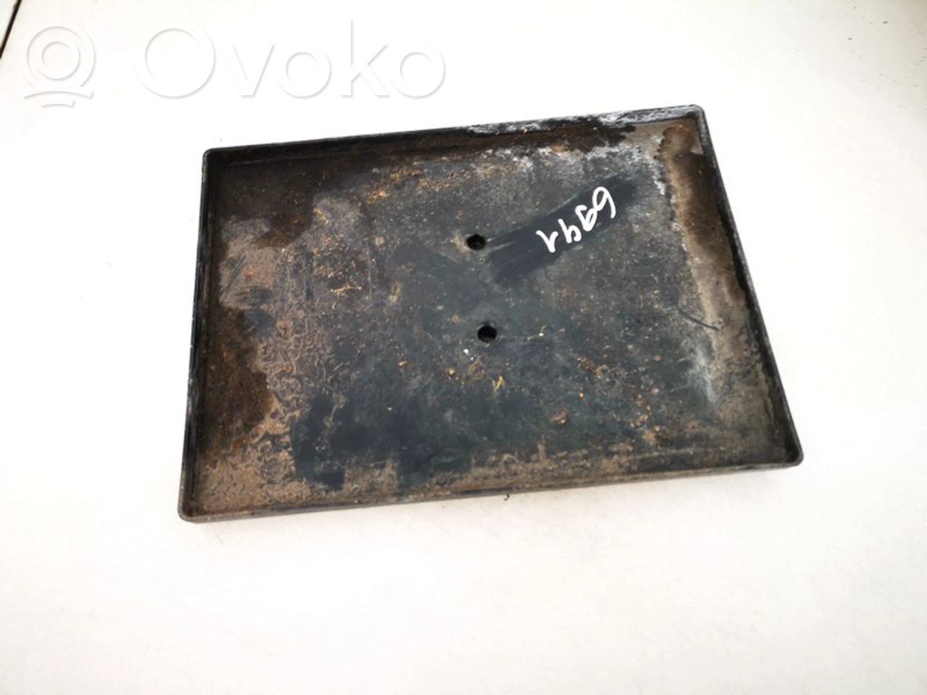 Nissan Qashqai Podstawa / Obudowa akumulatora 