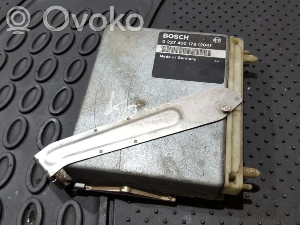 Volvo 850 Engine control unit/module 