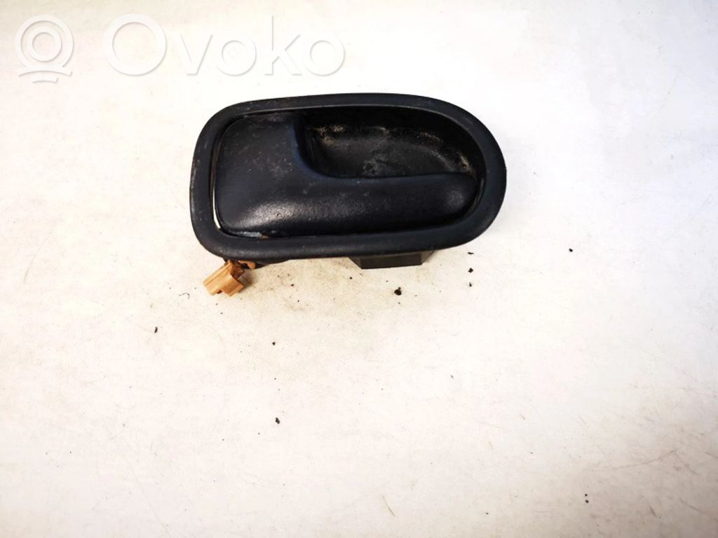 Manecilla interna puerta trasera   DH221,DH221