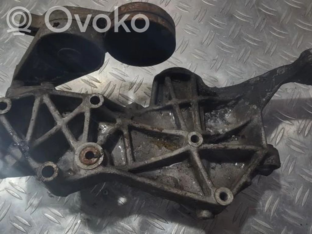 Audi A4 S4 B5 8D Suport motor 