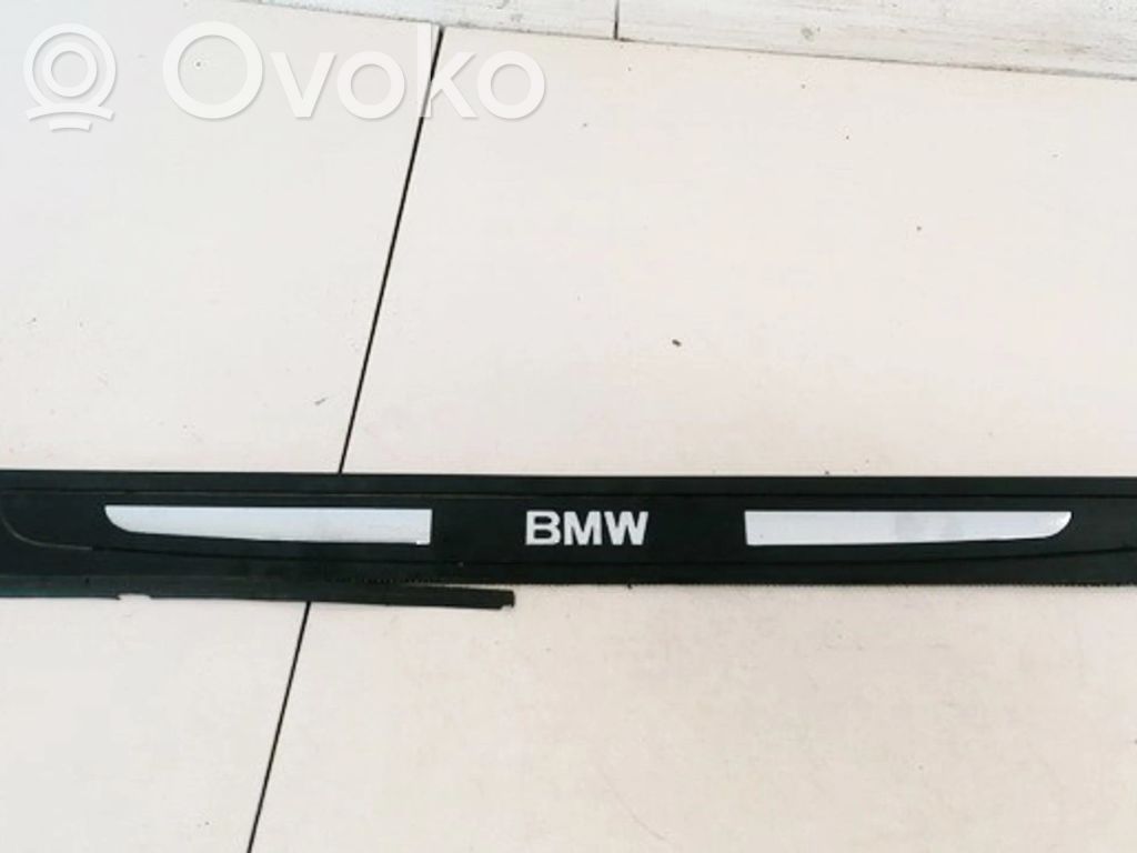 BMW 7 E65 E66 Copertura del rivestimento del sottoporta anteriore 