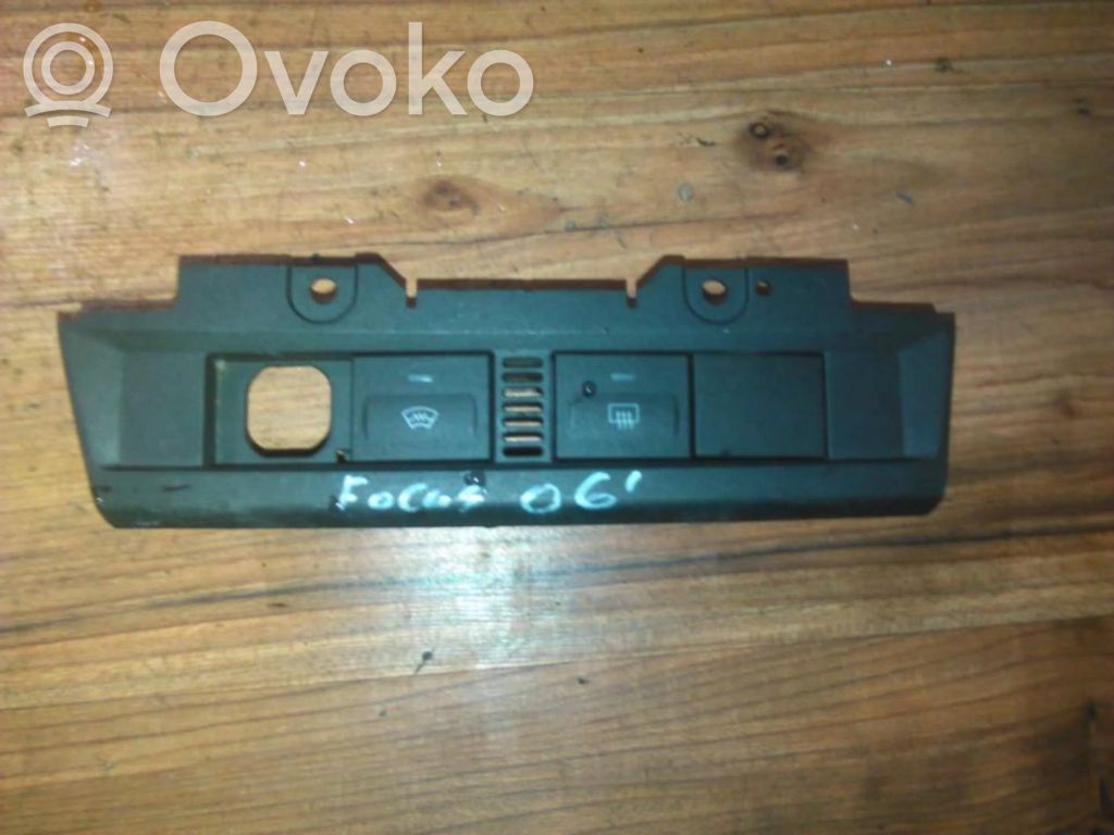 Ford Focus Schalter Scheibenheizung 