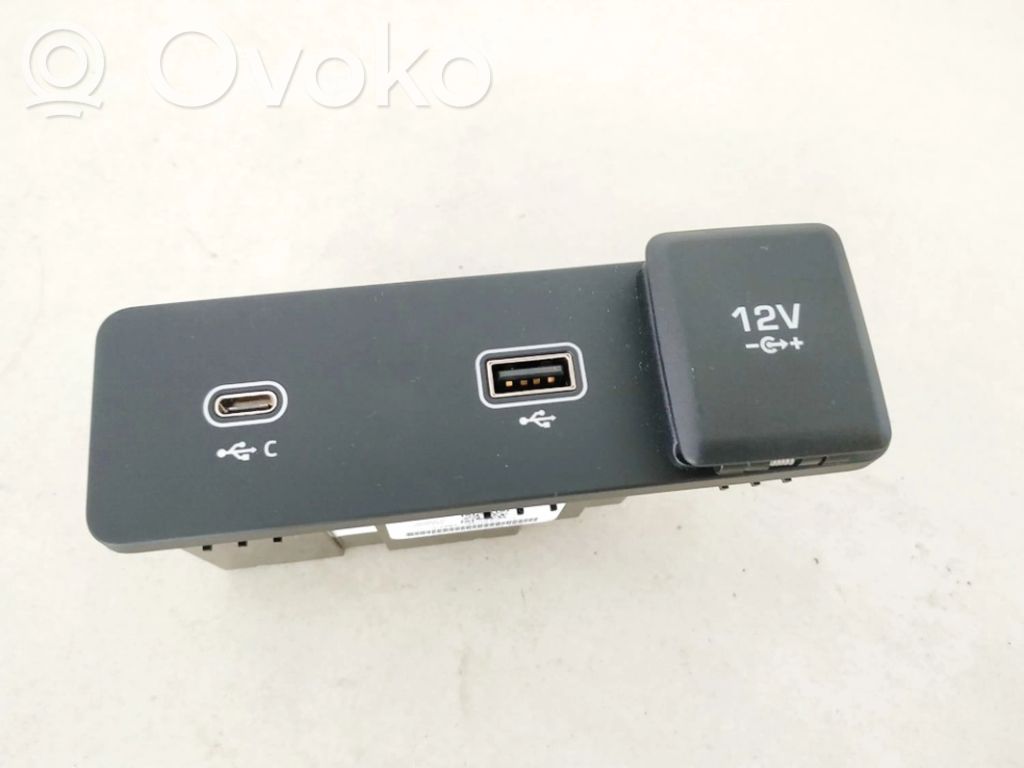 Jaguar I-Pace Enchufe conector USB 