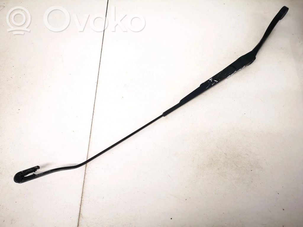 Peugeot 307 Braccio della spazzola tergicristallo anteriore 