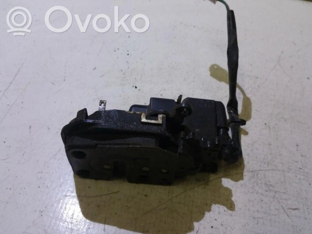 Mazda 626 Serratura portiera anteriore 