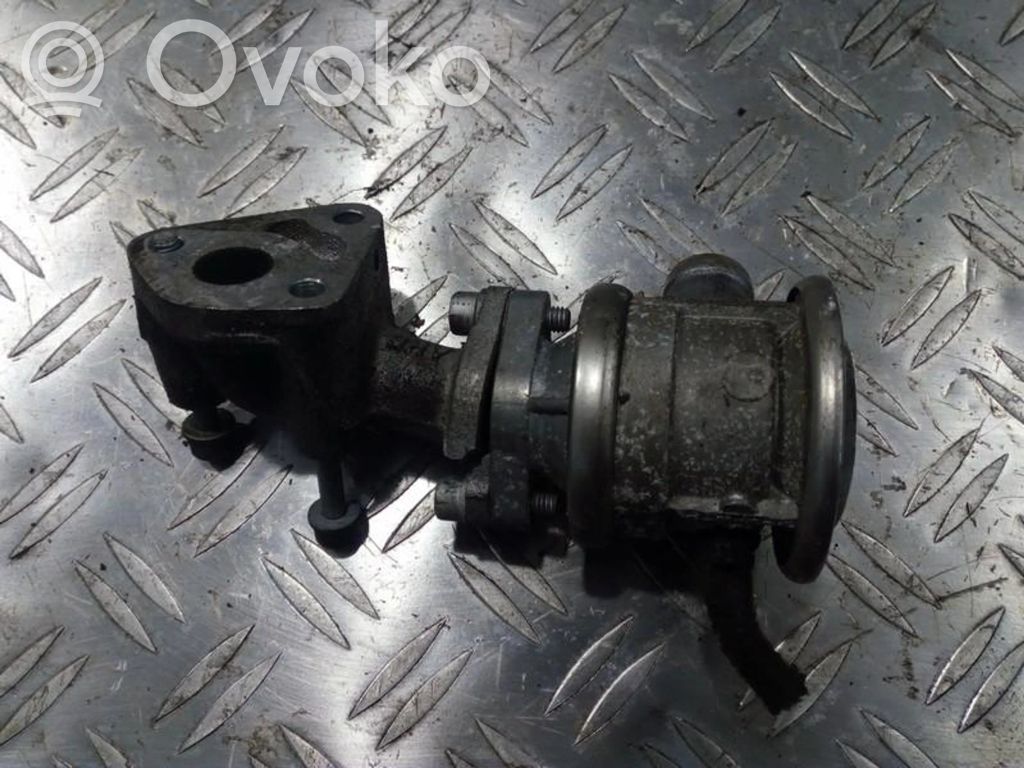Volkswagen PASSAT B5 Válvula EGR 