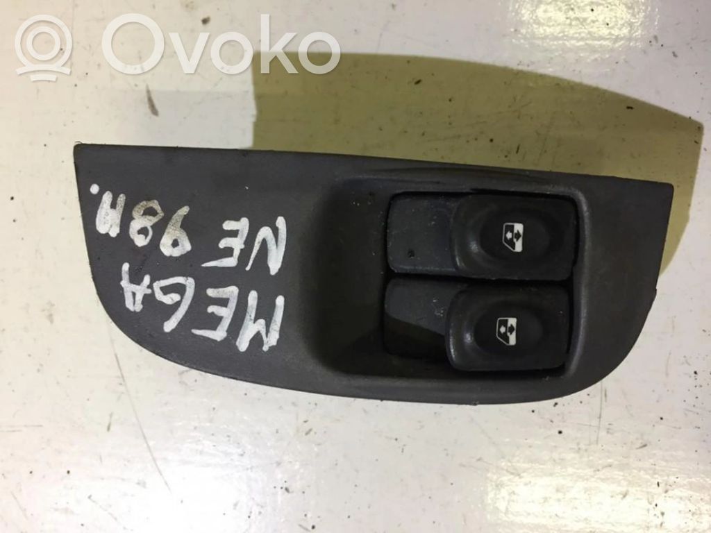 Renault Megane I Включатель электрических окон 