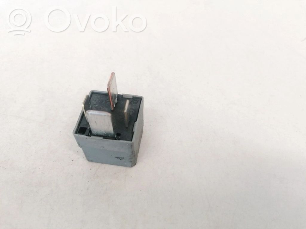 Otros relés   6G9T14B192EA,6G9T14B192EA,6G9T14B192EA,6G9T14B192EA