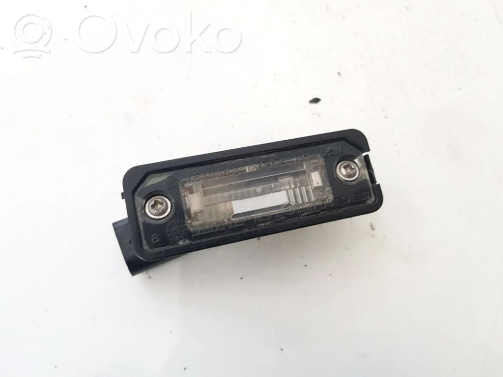 Volkswagen Golf V Number plate light 