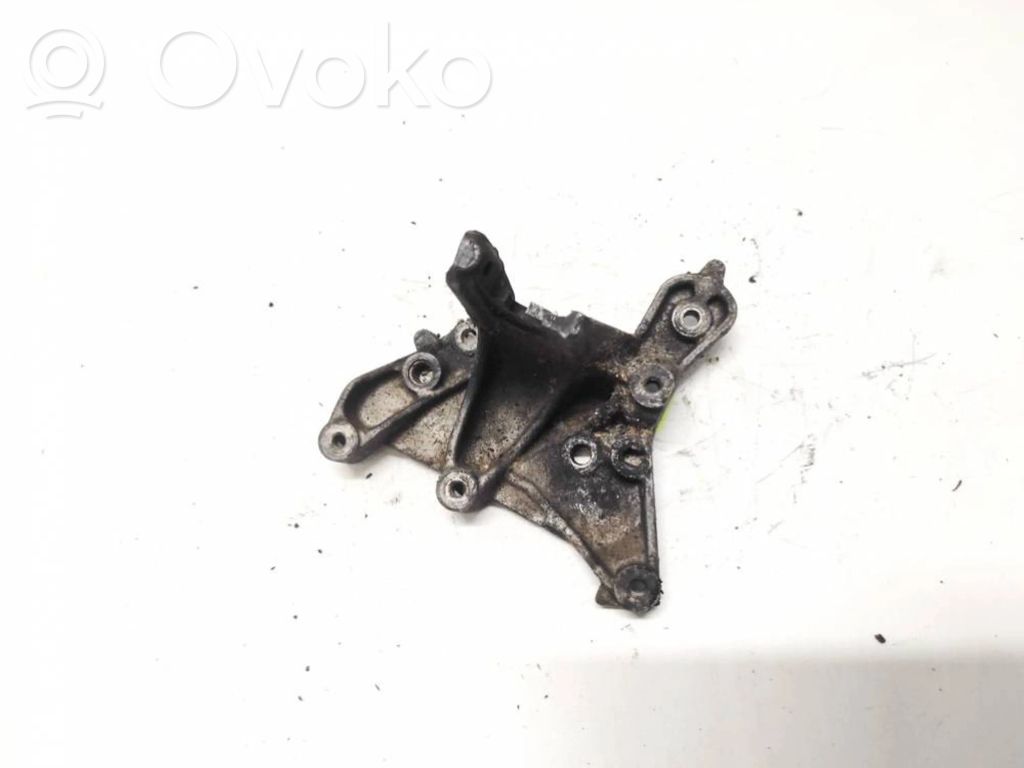 Volvo V50 Supporto di montaggio del motore (usato) 