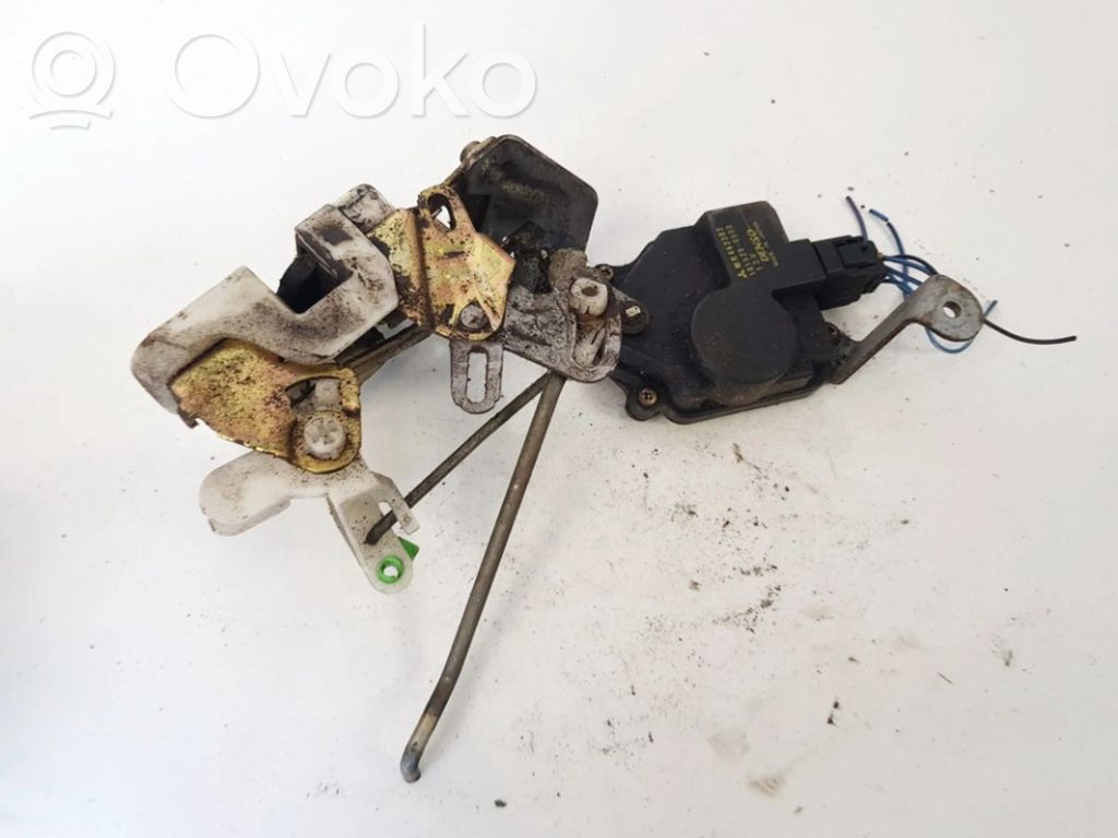 Mitsubishi Pajero Zamek drzwi tylnych