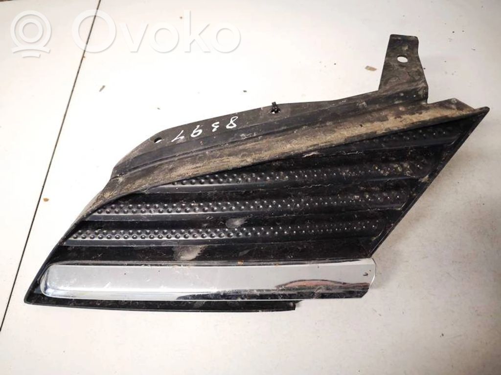 Etusäleikkö   62330AU300,62330AU300