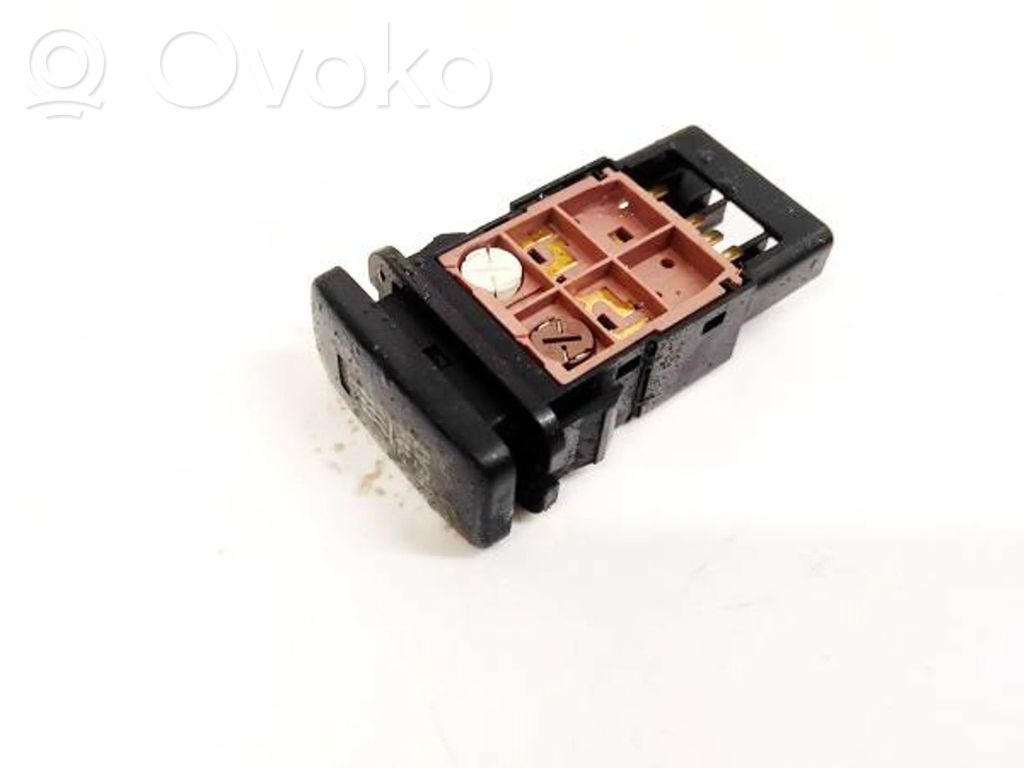 Toyota Land Cruiser (J120) Interruttore riscaldamento sedile 