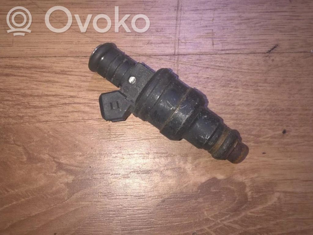 Audi A6 S6 C5 4B Inyector de combustible 
