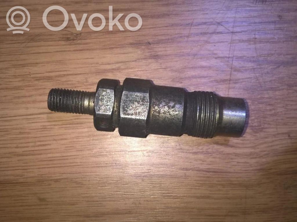 Inyector de combustible   71A1361,71A1361,71A1361,71A1361