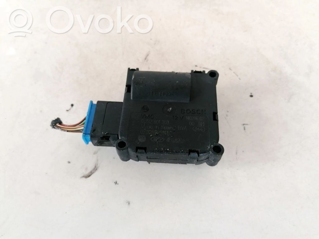 Audi A6 S6 C6 4F Silniczek nagrzewnicy 