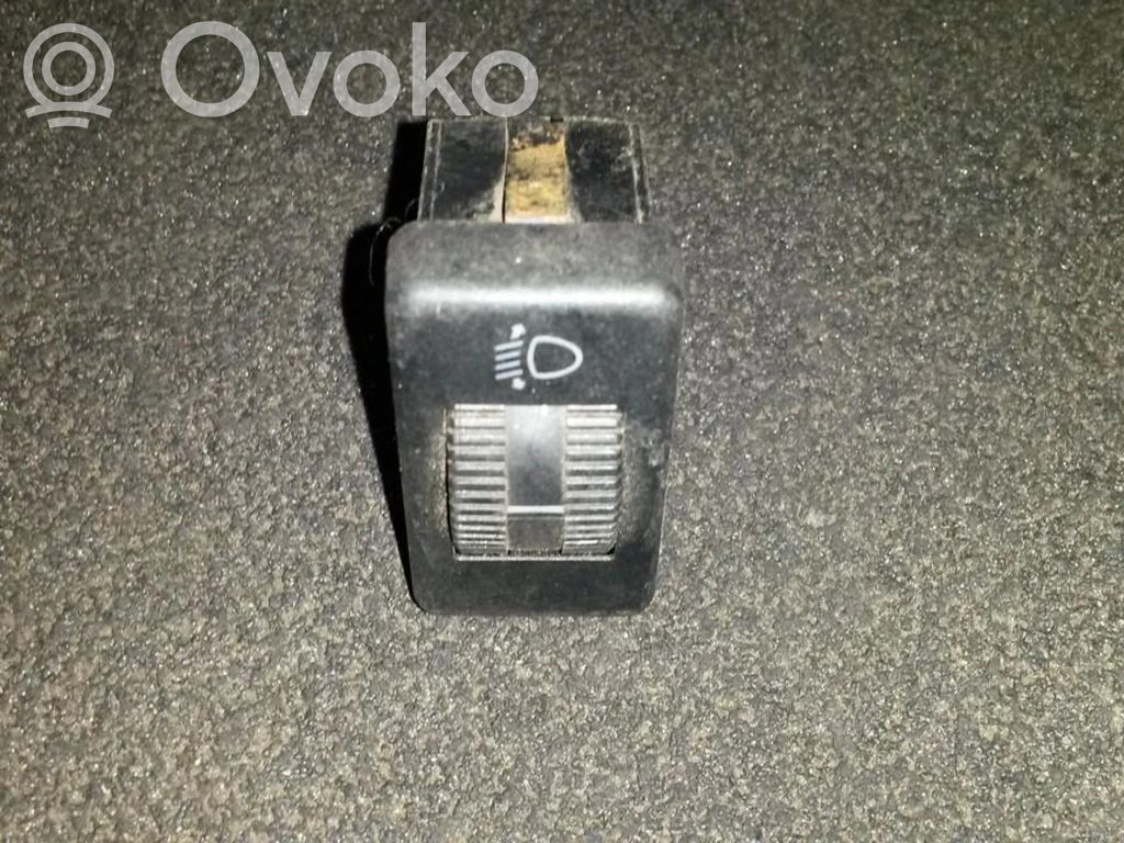 Volkswagen PASSAT B3 Comutator control nivel faruri 