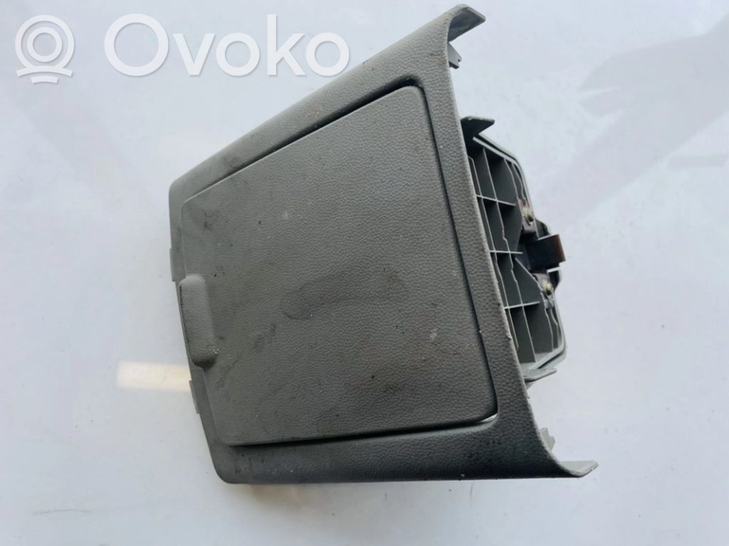 Mazda 5 Cup holder 