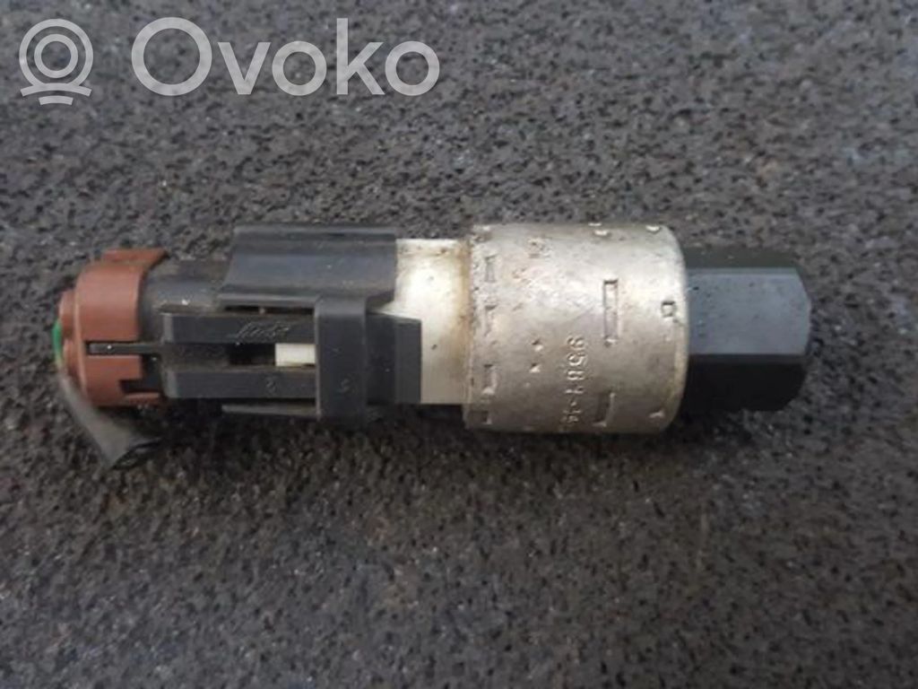 Capteur de pression de climatisation   95BW19E561AA,95BW19E561AA,0228,95BW19E561AA,95BW19E561AA