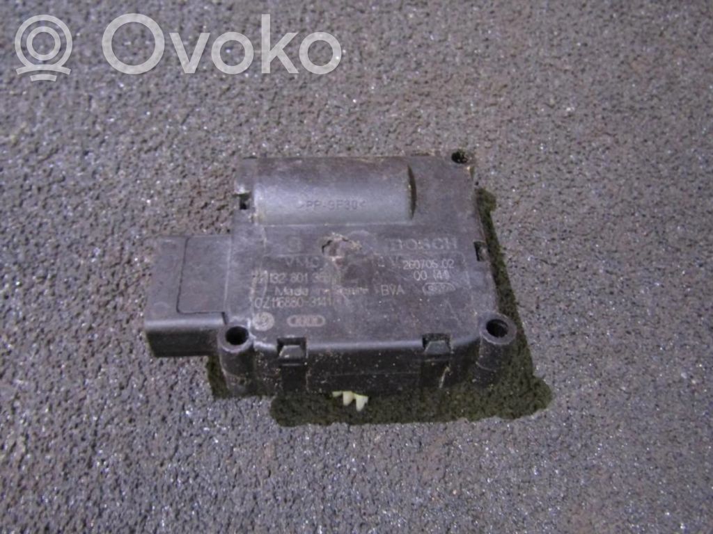 Audi A6 S6 C6 4F Motor/actuator clapetă aer 
