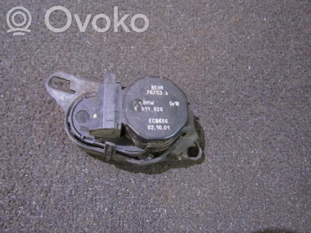 BMW X5 E53 Motor/activador trampilla de calefacción 
