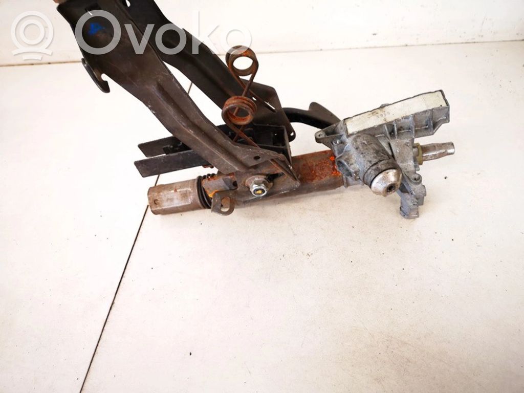 Ford Escort Ohjauspyörän akseli 