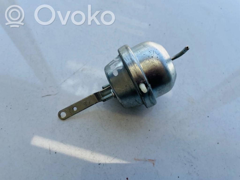 Ford Mondeo MK I Supapă vacuum