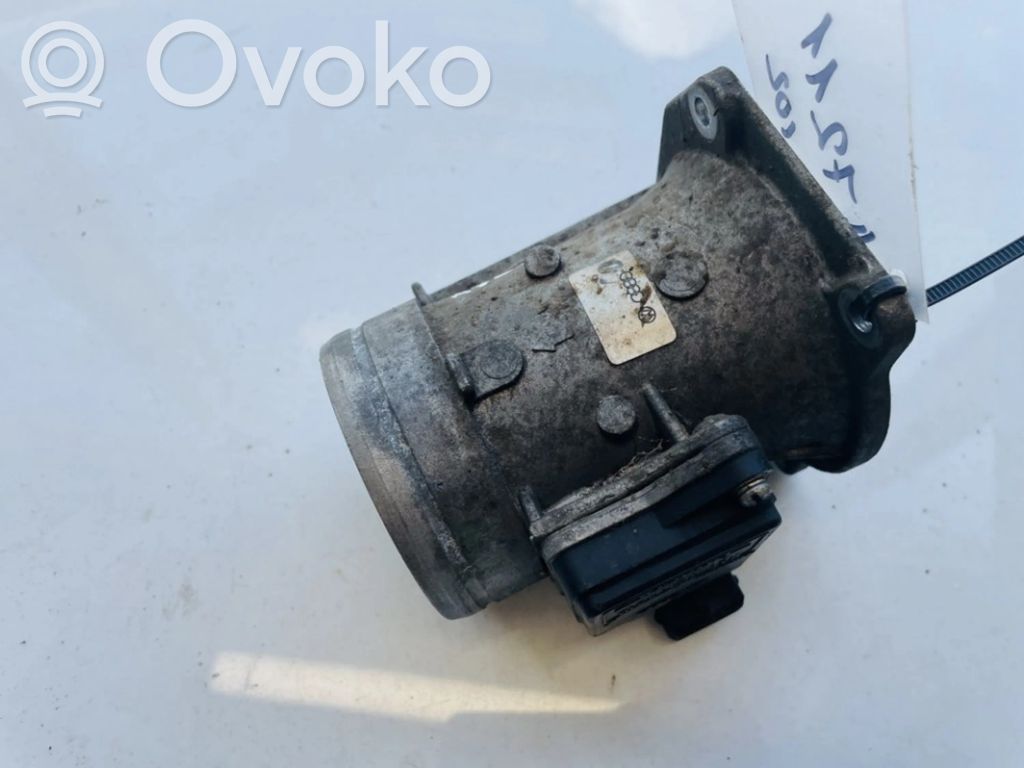 Audi A4 S4 B5 8D Misuratore di portata d'aria
