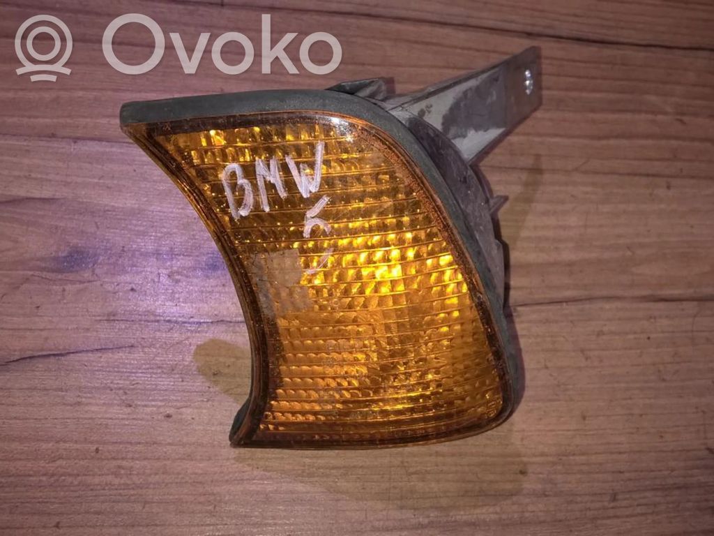 BMW 5 E34 Clignotant avant 