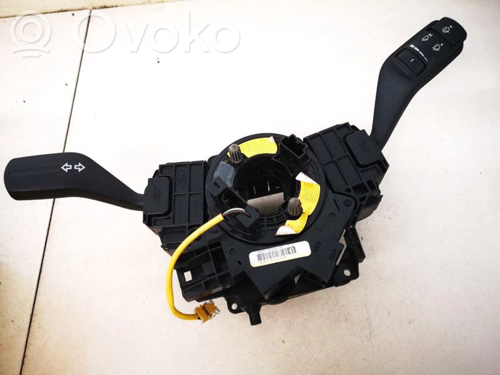 Interruptor/palanca de limpiador de luz de giro   4M5T14A664AB,4M5T14A664AB,4M5T14A664AB,4M5T14A664AB