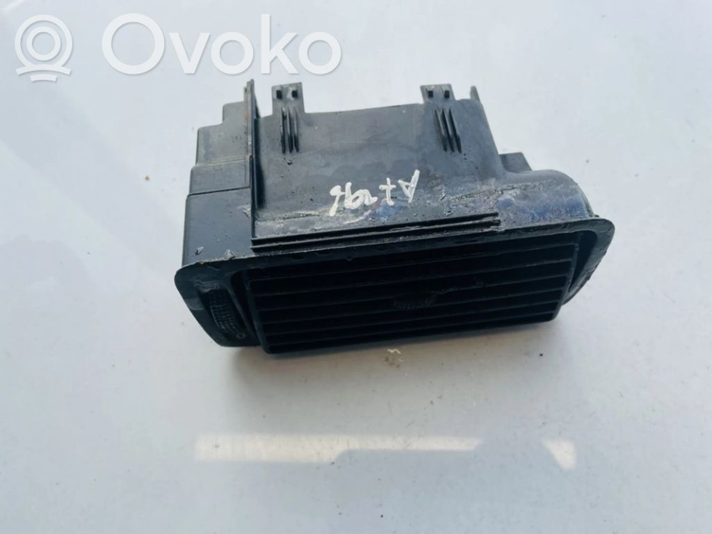 Volkswagen Golf IV Grilă ventilație centrală 