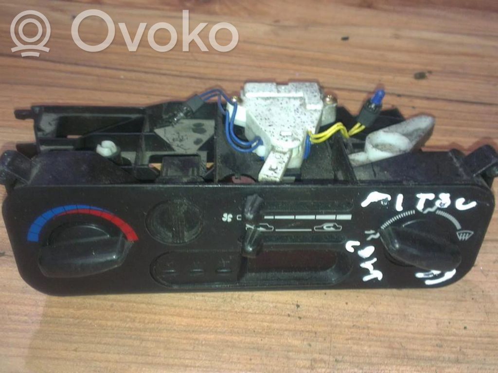 Mitsubishi Colt Climate control unit 