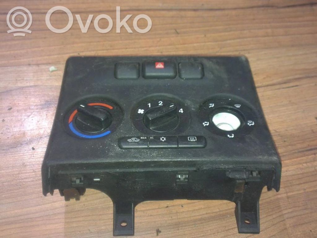 Panel klimatyzacji   555946,11895960,11895960,555946