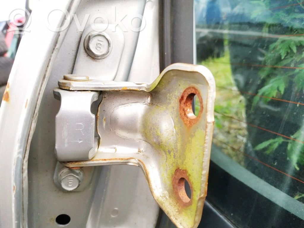 Mazda Premacy Balama inferioară ușă spate