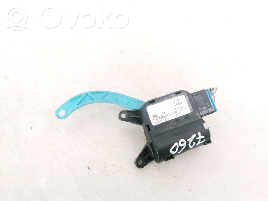 Volkswagen Touran I Motor/actuator clapetă aer 