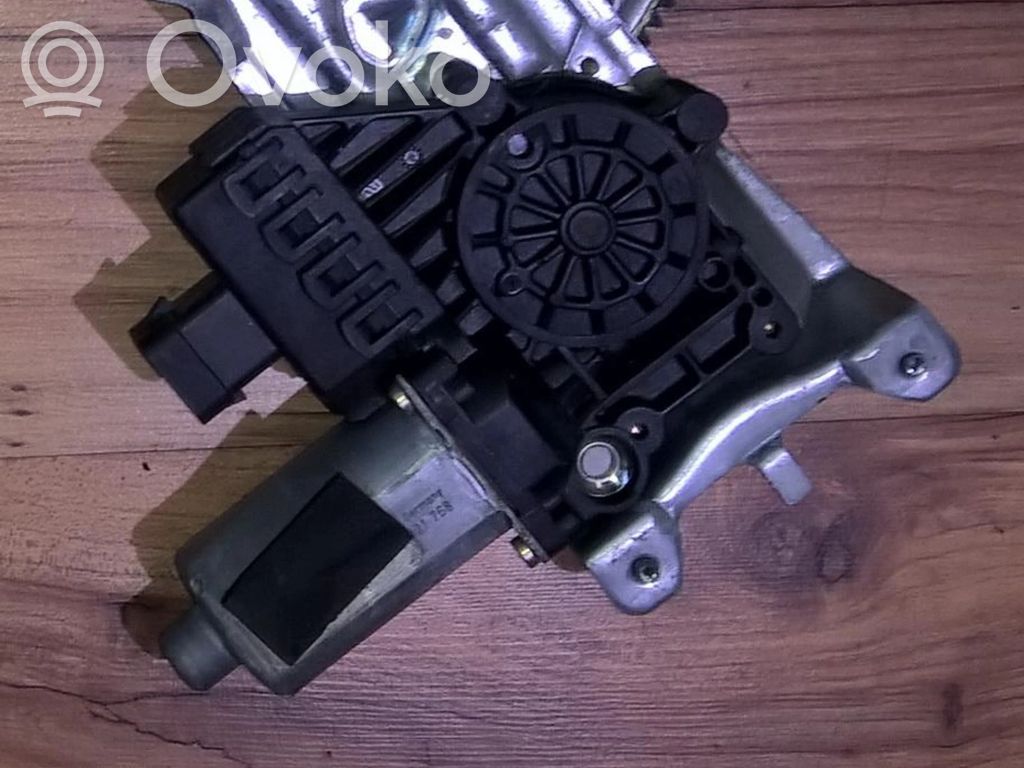 Opel Zafira A Motor macara geam ușă față 