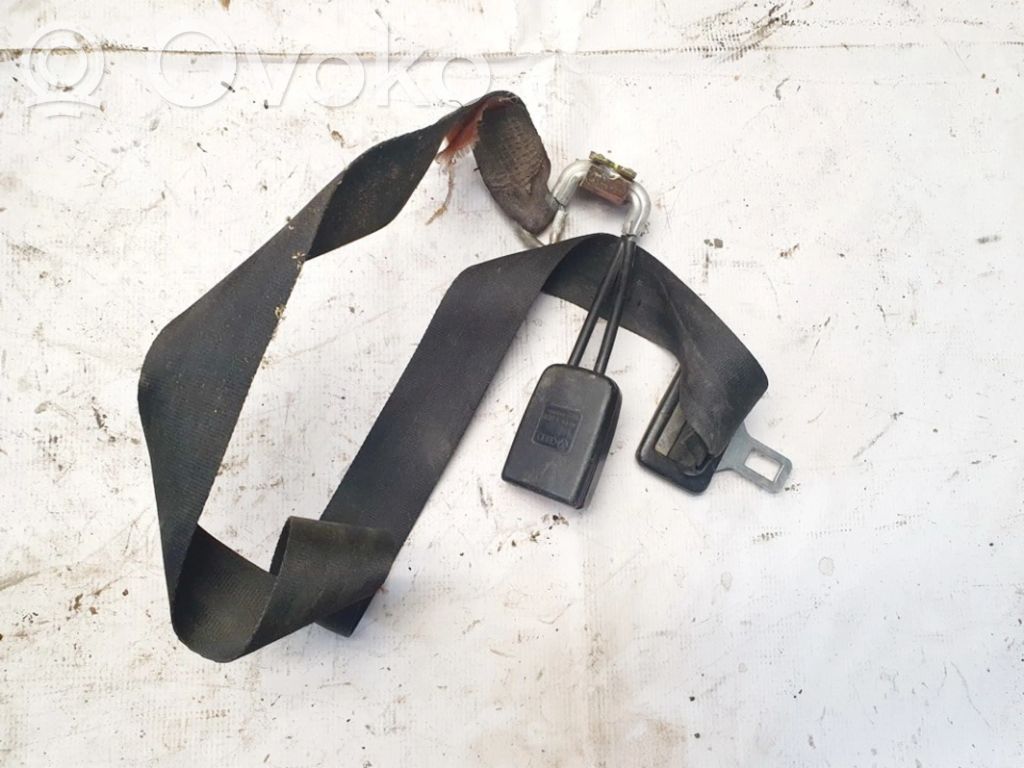 Volkswagen PASSAT B3 Rear seatbelt buckle 