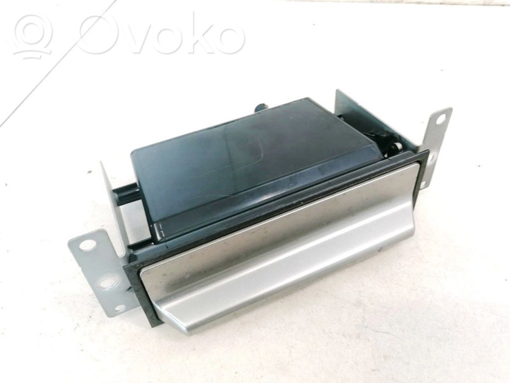 Nissan X-Trail T30 Vano portaoggetti 
