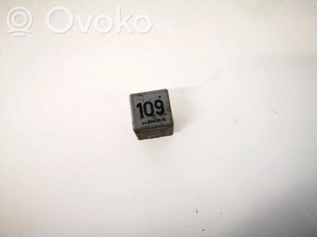 Volkswagen Golf IV Autres relais