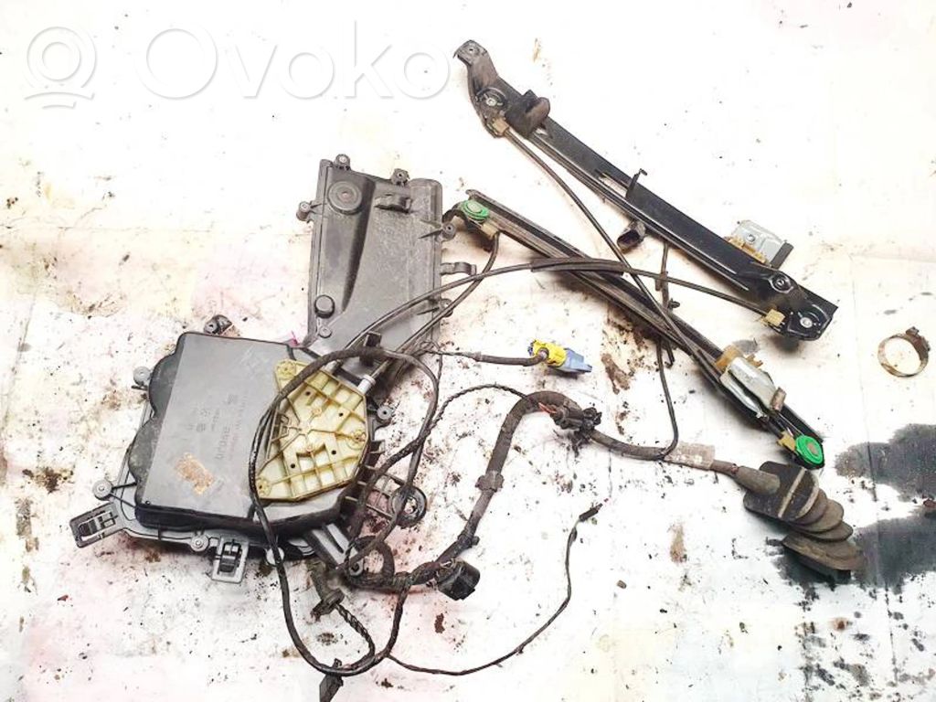Seat Leon (1P) Macara ușă glisantă cu motor 