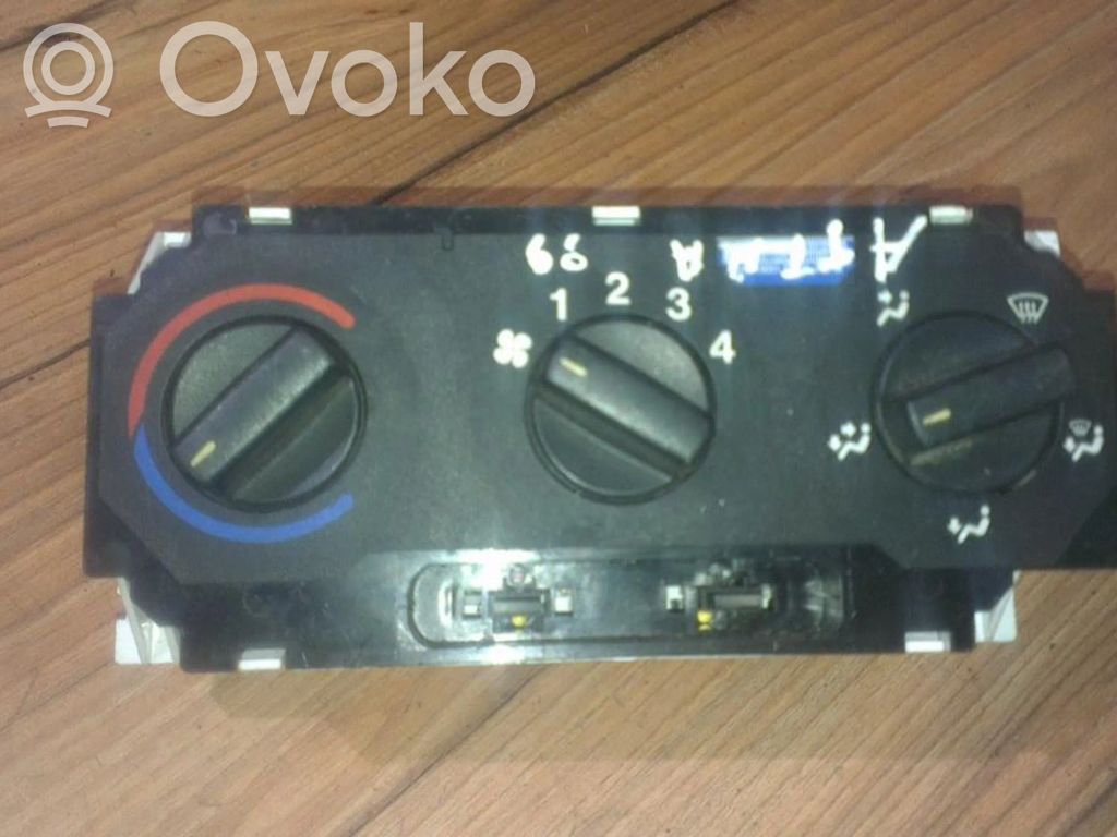 Panel klimatyzacji   90560365,52475624,52475624,90560365