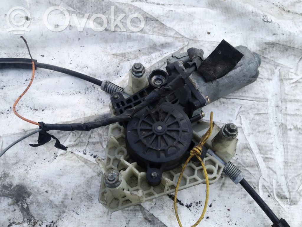Peugeot 406 Motor macara geam ușă spate 